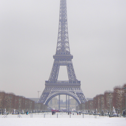 Paris when it snows