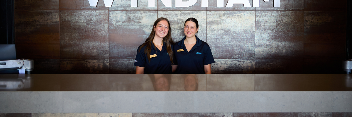 jobs and careers - hotels front desk students 1200x400